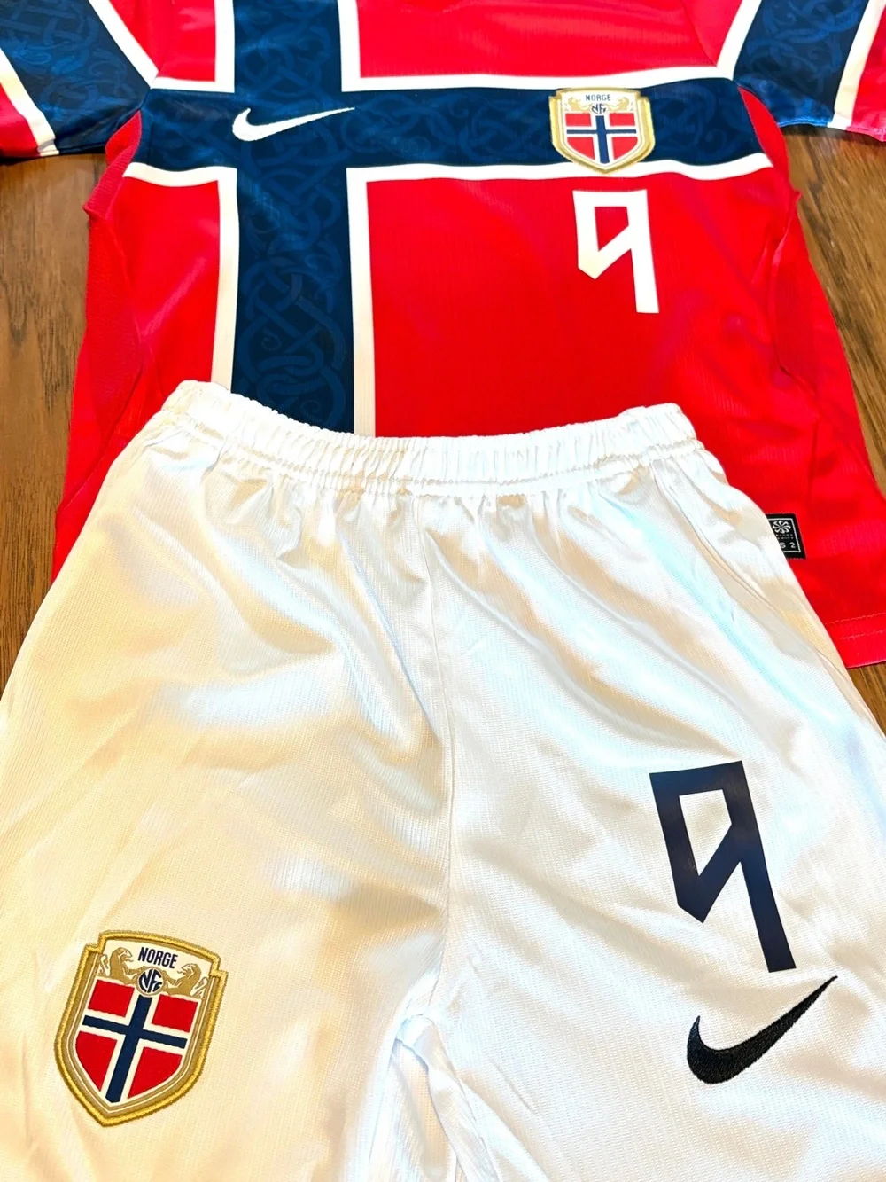 Haaland Nike Kids Youth Norway Red Soccer Jersey & White Shorts Set
